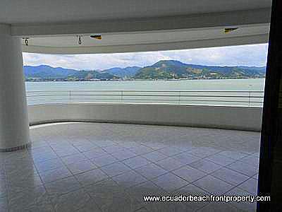 beachfront condo real estate